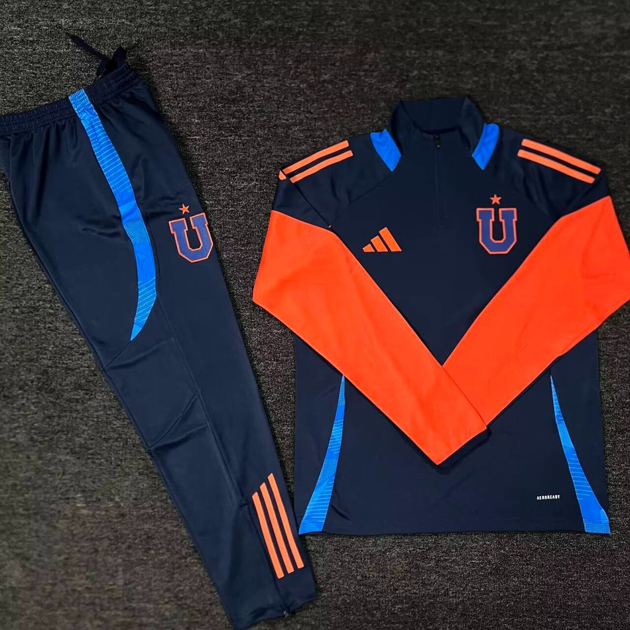 Buzo universidad de Chile, completo